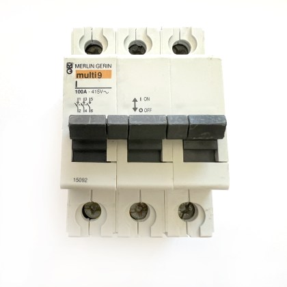 Merlin Gerin Multi9 15092 100A 100 Amp 3 Pole Phase Isolator Main Switch Disconnector